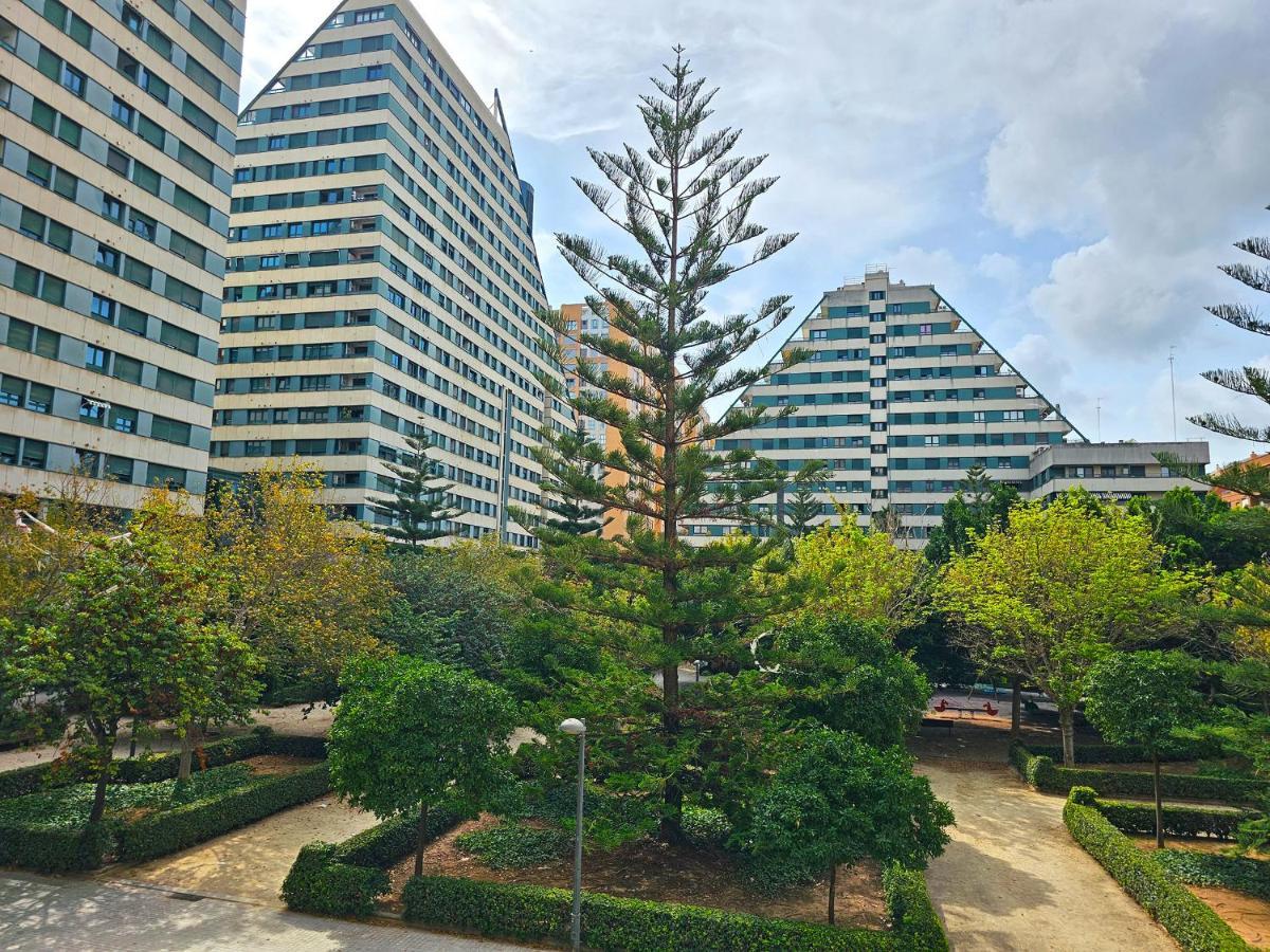Apartamentos Las Ciencias V Valencia Ngoại thất bức ảnh